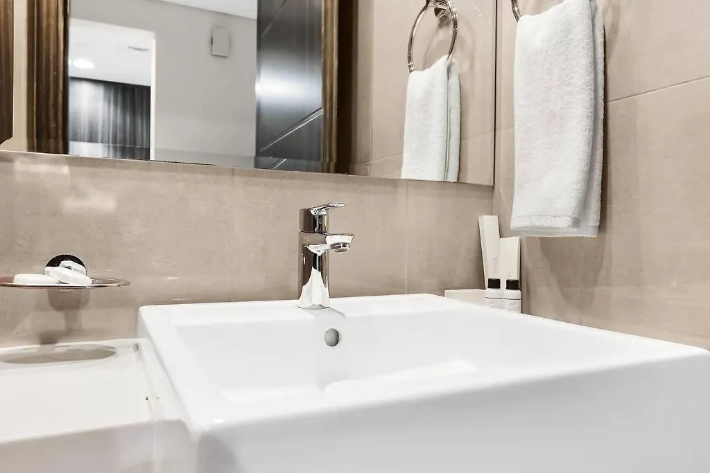 Daire First Class 1Br Breathtaking Skyline View Dubai